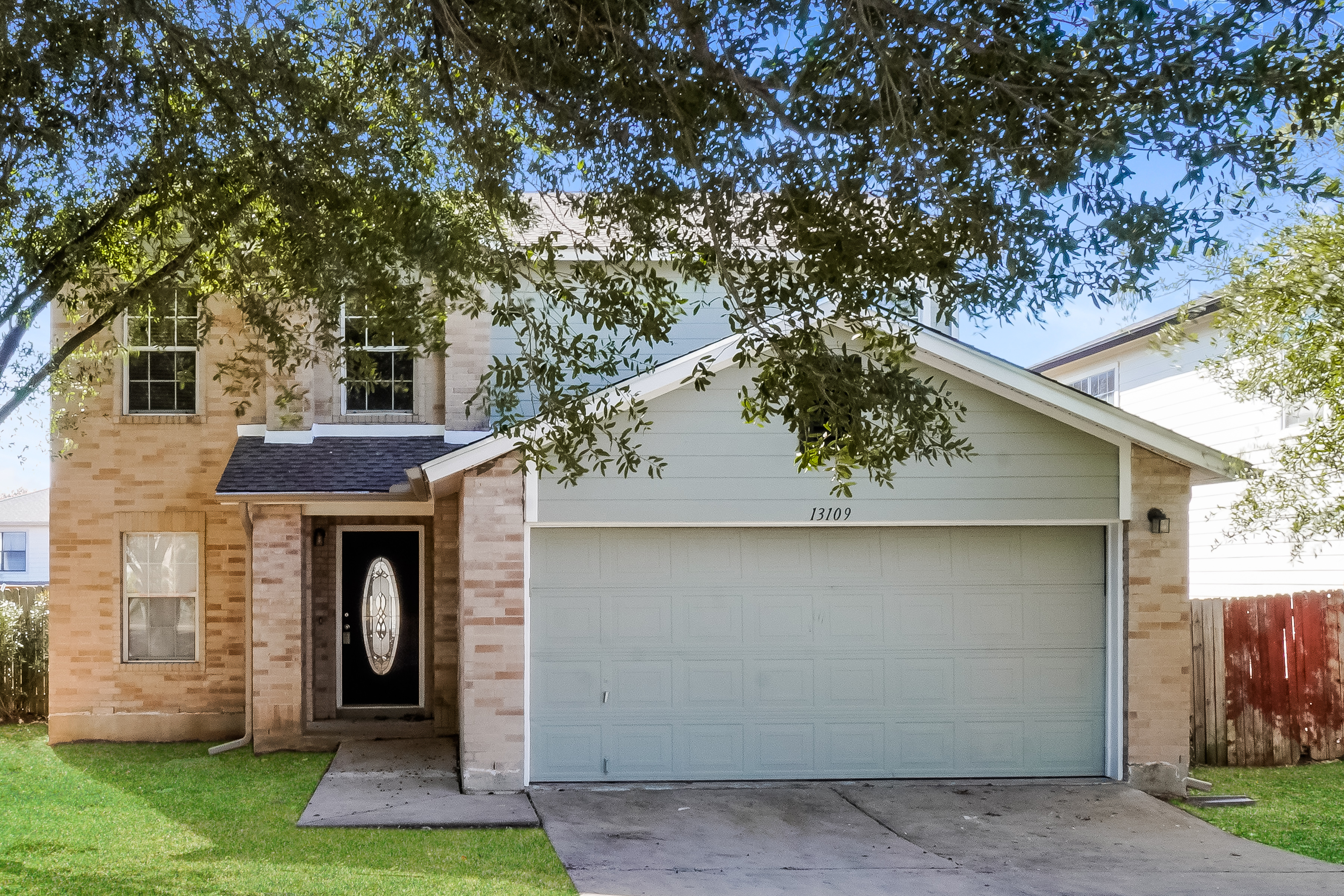 13109 Lofton Cliff Dr Del Valle, TX 78617